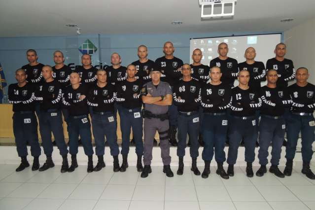 Subcomandante de tropa de elite de SP ministra capacita&ccedil;&atilde;o para militares do MS