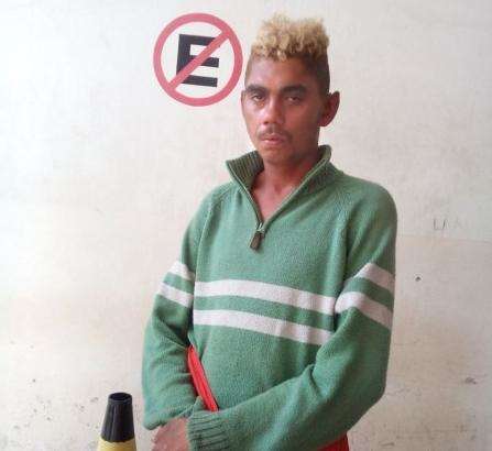 Homem &eacute; detido por guardas ap&oacute;s agredir e tentar roubar em terminal