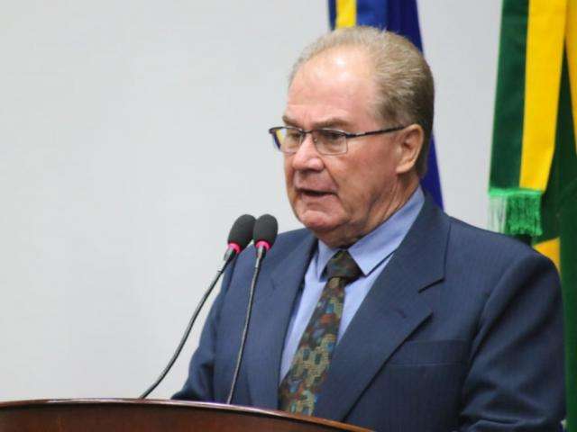 Vereador &eacute; rendido por bandidos e tem caminhonete roubada no interior 