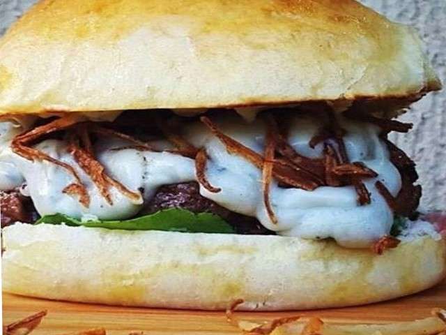 Hamburgueria comemora 1 ano com card&aacute;pio inovador e Festival de Burger