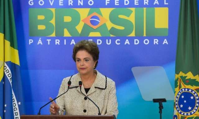 Dilma vai a S&atilde;o Bernardo para encontrar ex-presidente Lula