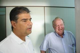 O dirigente recebeu o pré-candidato ao governo pelo PMDB, Nelson Trad, para discutir alianças (Foto: Marcos Ermínio)