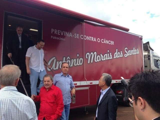 Ap&oacute;s esc&acirc;ndalo, luta contra o c&acirc;ncer ganhar&aacute; refor&ccedil;o em junho