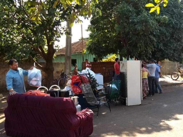 Casas s&atilde;o demolidas e 13 pessoas despejadas de &aacute;rea p&uacute;blica
