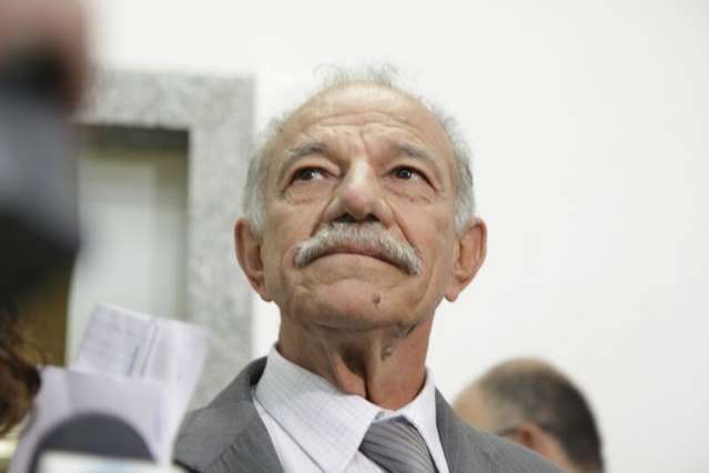 Advogado afirma ter &ldquo;cartas na manga&rdquo; para impedir que Bernal seja afastado