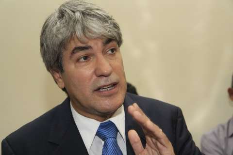 Constrangido, PT faz mais uma reunião sobre “déficit de decisão” de Bernal