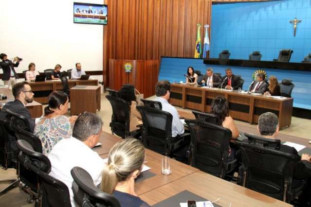 CPI  da Viol&ecirc;ncia Ind&iacute;gena ter&aacute; de analisar 5 mil p&aacute;ginas de inqu&eacute;ritos em 2016 