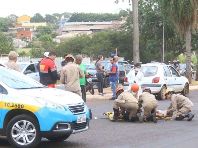Avenida Manoel da Costa Lima &eacute; interditada ap&oacute;s idoso ser atropelado