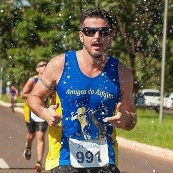 Corrida que homenageia anivers&aacute;rio da Capital chama aten&ccedil;&atilde;o de atletas 