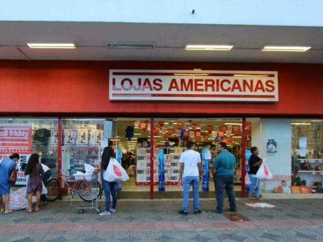 Em dia de Black Friday, consumidores enfrentam 4 horas de fila para pagar 