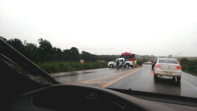 Acidente com morte na BR-163 causa 3 km de congestionamento