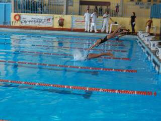 Competição de natação reuniu 250 atletas no Rádio Clube. (Foto: Simão Nogueira) 