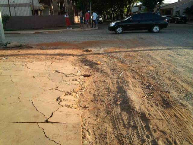  &Aacute;guas diz que quebradeira na Pra&ccedil;a do Papa n&atilde;o &eacute; obra de esgoto