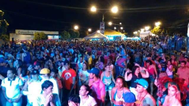 Ap&oacute;s cancelamento, empres&aacute;rio organiza Carnaval com pre&ccedil;o acess&iacute;vel