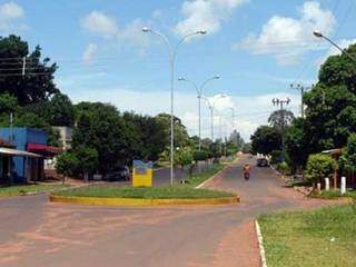 Avenida Ayrton Senna, no centro de Paranhos, onde homem foi morto hoje (Foto: Divulgação)