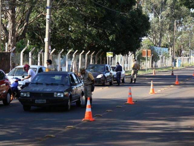 Blitz da Agetran e Guarda ainda surpreende infratores no tr&acirc;nsito