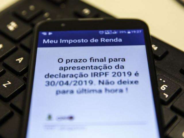 Receita recebe quase 5 milh&otilde;es de declara&ccedil;&otilde;es do IR em duas semanas