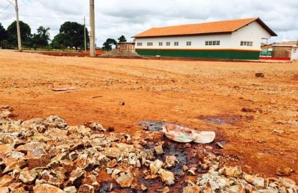 Homem  &eacute; encontrado morto a pedradas e golpes de faca pr&oacute;ximo a sua casa