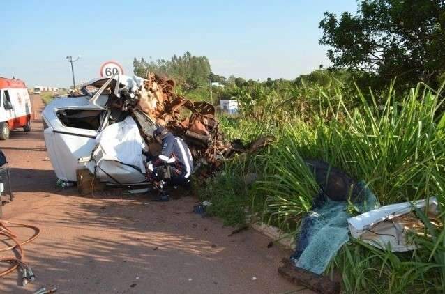 Pol&iacute;cia acha latas de cerveja em carro envolvido em acidente com morte