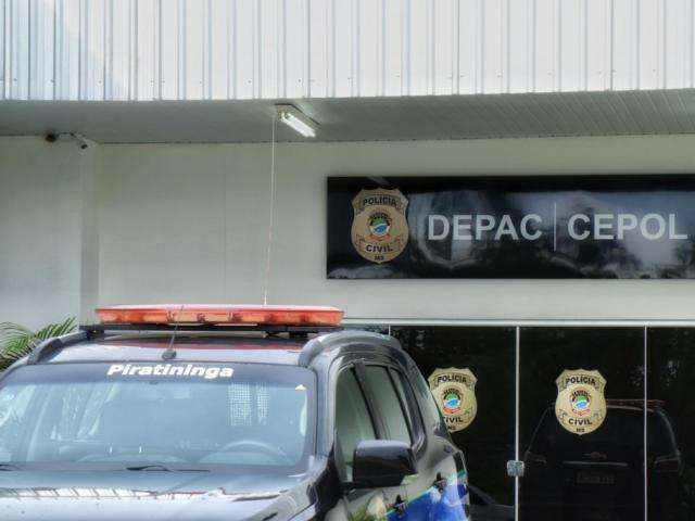 Flagrado furtando hidr&ocirc;metros, ladr&atilde;o &eacute; amarrado e agredido por grupo