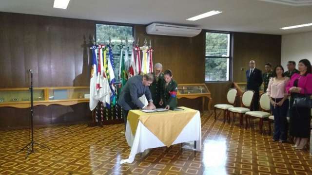Obra em parceria com Ex&eacute;rcito, recapeamentos viram sonho de 2017