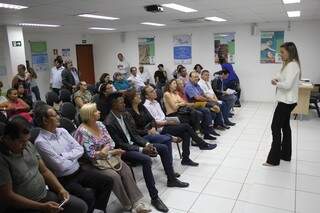 Presidente da Águas Guariroba, Lucilaine Medeiros em encontro com lideranças (Foto: Assessoria de Comunicação/ Águas Guariroba)