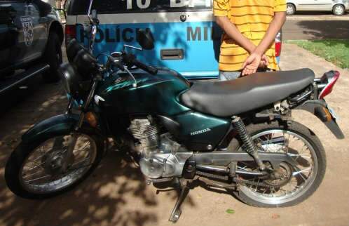 PM apreende adolescente com moto roubada em assalto do Piratininga 