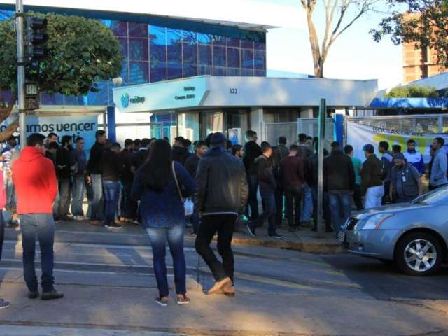Mais de 36 mil participam das provas para concurso da PM neste domingo 