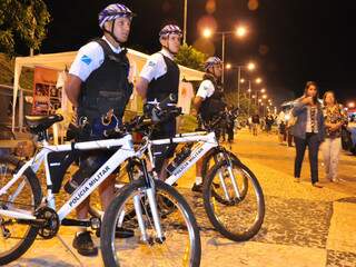 PM inicia policiamento na Orla Morena. (Foto:João Garrigó)