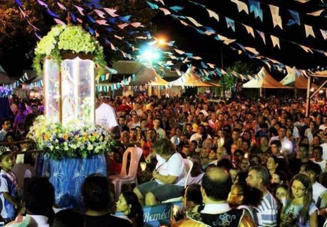 Lad&aacute;rio celebra festa de padroeira Nossa Senhora dos Rem&eacute;dios