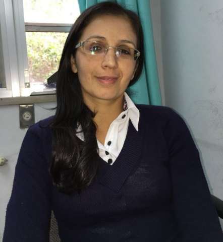 Ap&oacute;s brasileiros lotarem hospital, Paraguai limita vacina aos grupos de risco