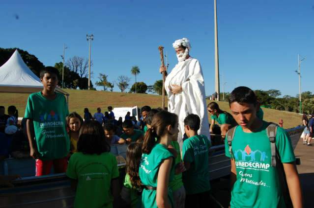  Igreja promove gincana social e envolve 1,5 mil pessoas em Campo Grande