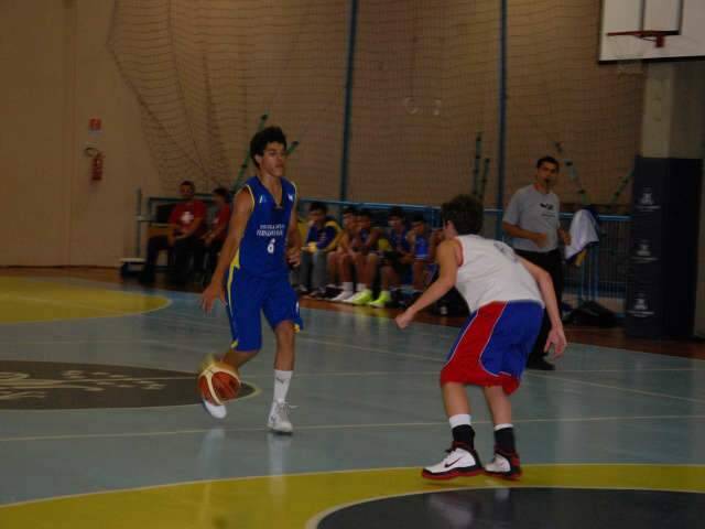  Basquete masculino de MS estreia com vit&oacute;ria nas Olimp&iacute;adas Escolares
