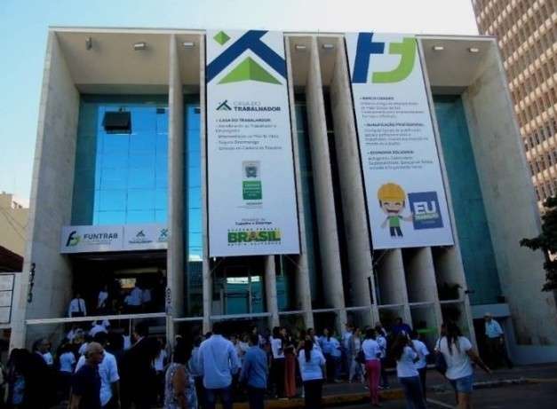 Funtrab oferece 154 vagas de emprego nesta ter&ccedil;a-feira 