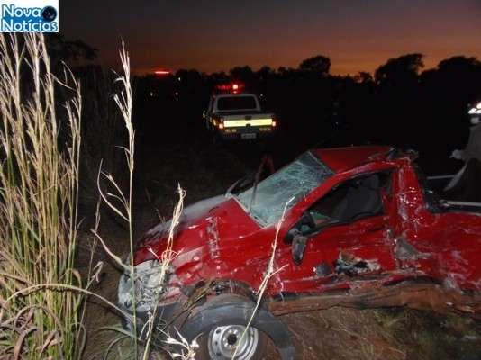 Acidente envolvendo carro e &ocirc;nibus mata tr&ecirc;s pessoas na rodovia MS-134