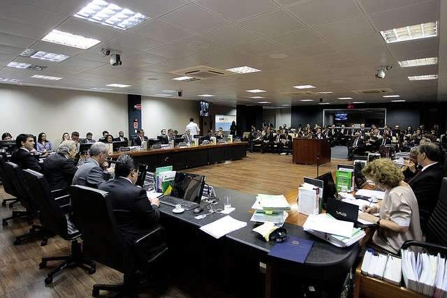 Suspeita de irregularidade tira vice do TJMS do setor de precat&oacute;rios