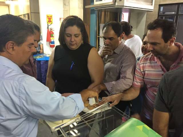 Coordenador de Urologia, Nelsinho lan&ccedil;a campanha de preven&ccedil;&atilde;o a c&acirc;ncer