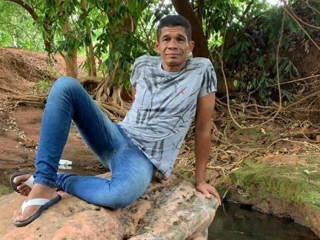 Homem encontrado com marcas de espancamento morre na Santa Casa