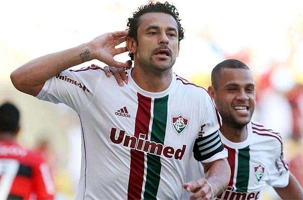 Fluminense bate Flamengo por 2 a 0 e alcan&ccedil;a vice lideran&ccedil;a