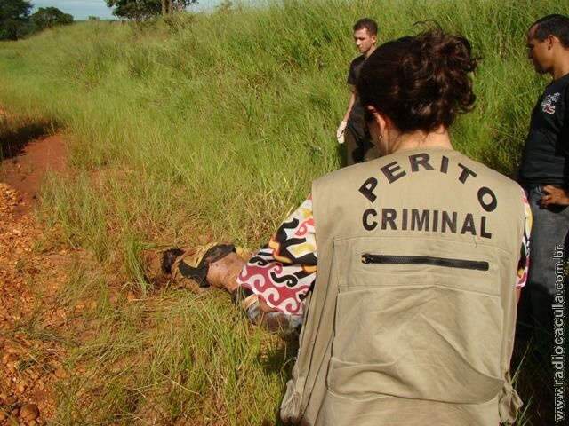  Corpo com sinais de tortura &eacute; encontrado &agrave;s margens da MS-320