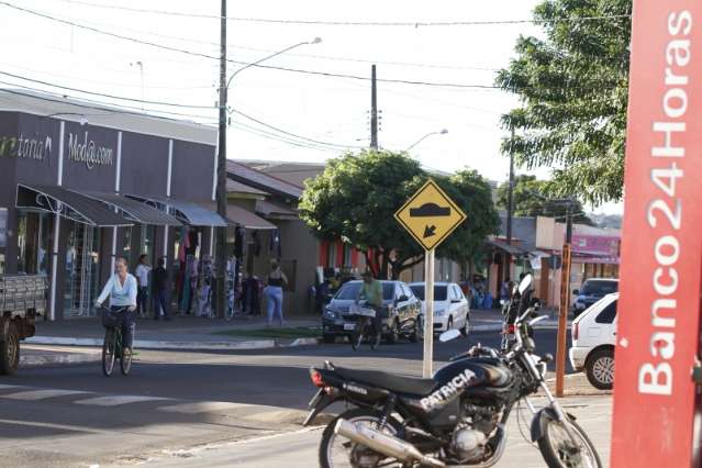 Bairro mais populoso faz 25 anos oferecendo de tudo, at&eacute; tabacaria