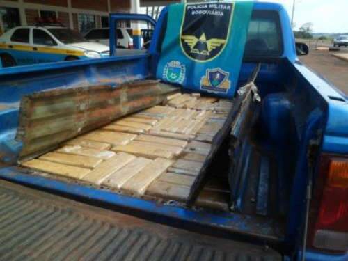  Homem de 22 anos &eacute; preso com 135 kg de maconha na MS-262