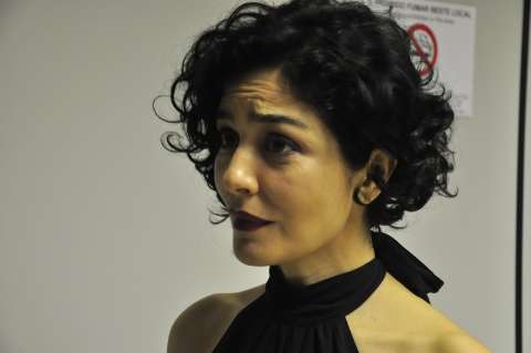 Em MS, Letícia Sabatella incentiva cinema regional e diz que foco é a música