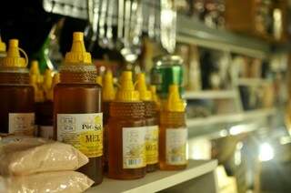 Embalagens de mel tiveram um aumento de 12% em relação ao ano passado (Foto Alcides Neto)