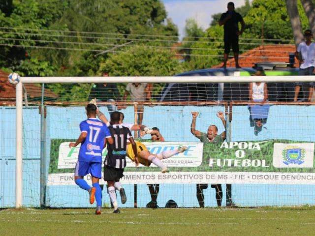 Oper&aacute;rio enfrenta Aquidauanense em busca de vaga na semifinal