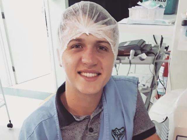 Colis&atilde;o entre picape e carreta mata jovem de 21 anos na BR-163