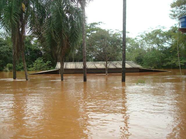  Ribas decreta situa&ccedil;&atilde;o de emerg&ecirc;ncia e estima preju&iacute;zo de R$ 4,8 milh&otilde;es