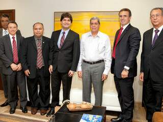 Governador de Mato Grosso do Sul recebeu diretores e executivos da Oi nesta sexta-feira (Foto: Divulgação)