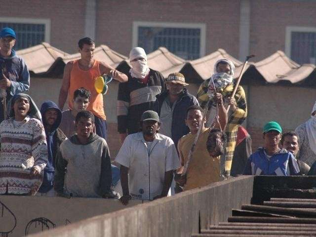 Temendo massacre, presos mandam carta pedindo socorro &agrave; Defensoria