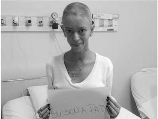 Patrícia Oshiro Brentan, está internada em tratamento no hospital Mário Covas em Santo André, São Paulo. Ela descobriu a leucemia em maio de 2012.